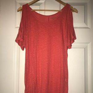 Open shoulder T-shirt